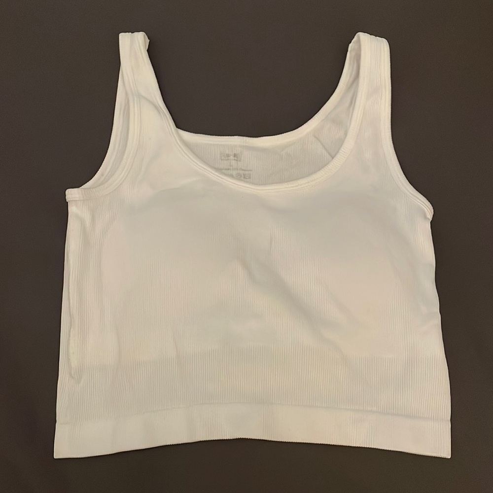 Pro-Fit cropped work-out tank, size L